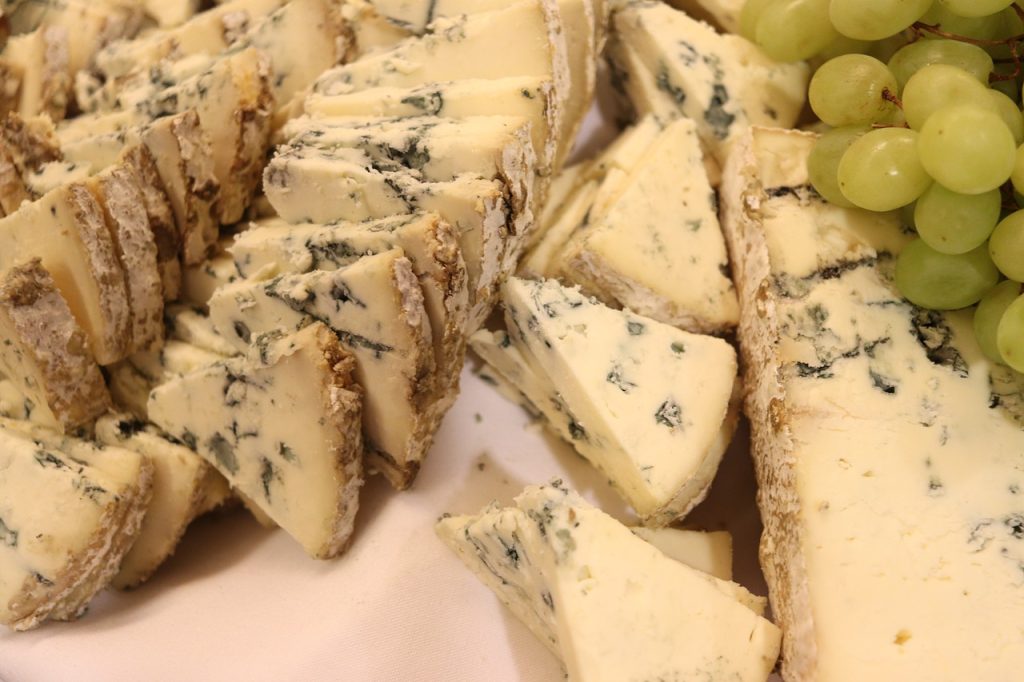 types of cheese: stilton
