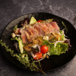 Roast Beef, Fig, Walnut & Blue Cheese Salad Recipe
