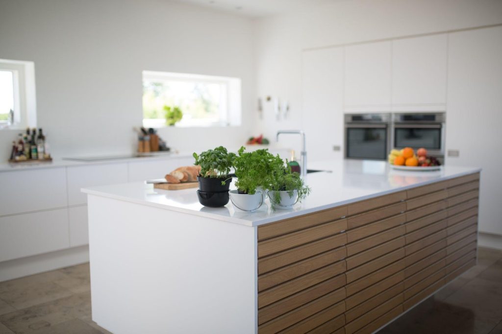 is a white kitchen a good idea?
