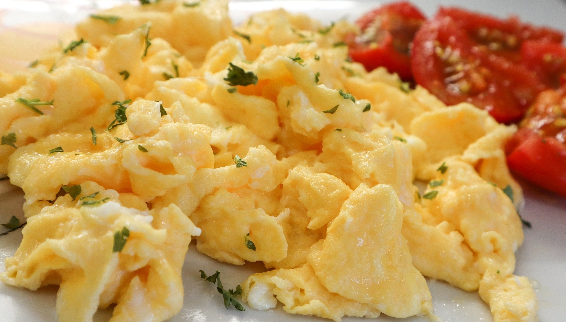 cooking scrambled eggs