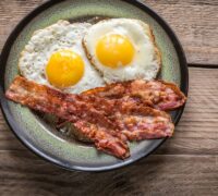 Crispy Air Fryer Bacon Recipe – Easy and Clean